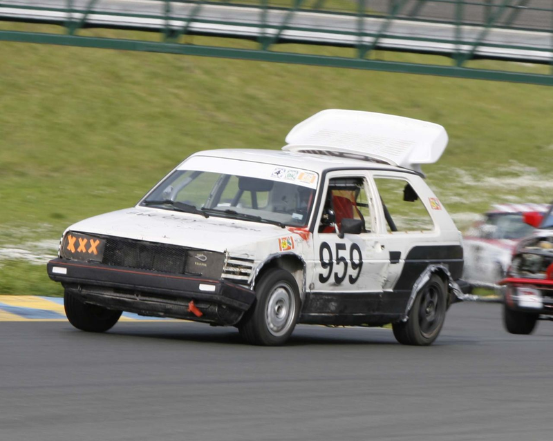 Illustration for article titled The Top 147 Lemons of the Sears Pointless 24 Hours of LeMons